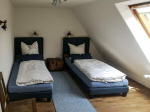 Dachgeschoss Schlafzimmer 2